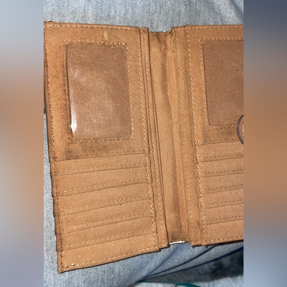 Wallet - Picture 2 of 4